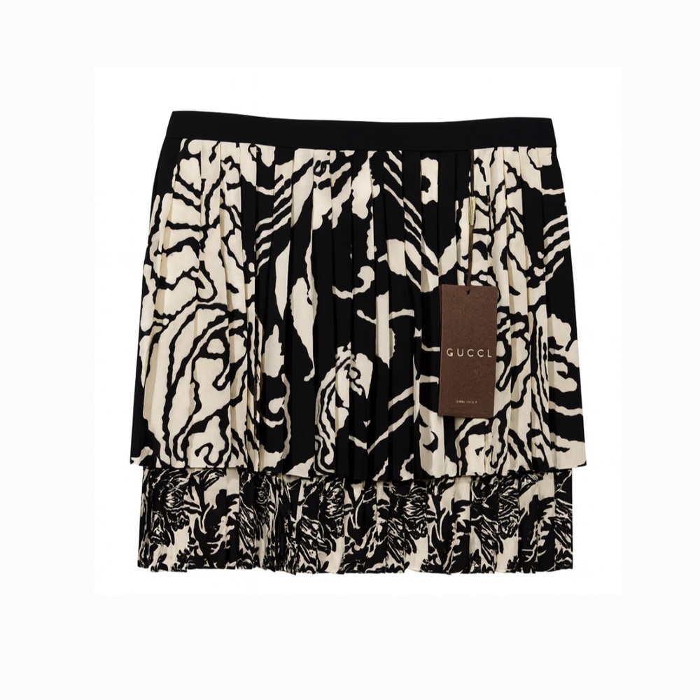BNWT GUCCI floral print skirt
